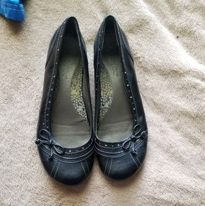 Womens flats